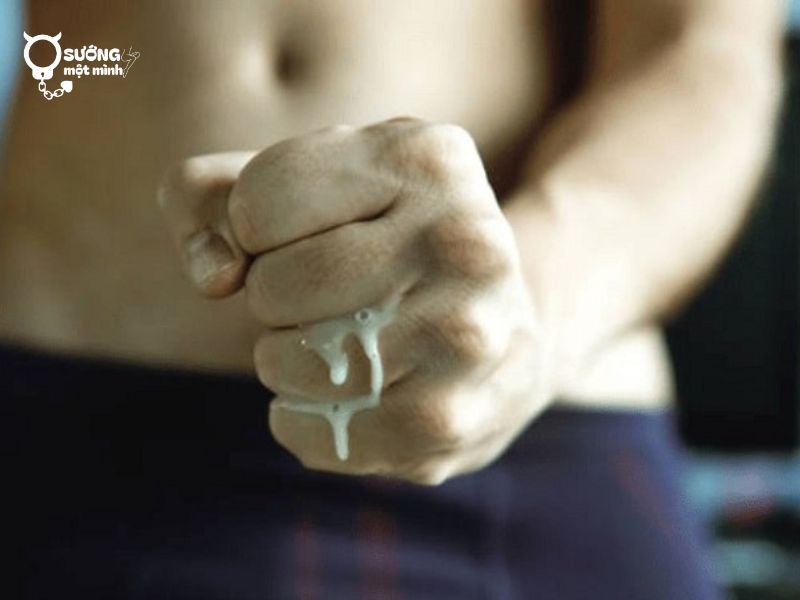 Thủ dâm gián tiếp gây rụng tóc